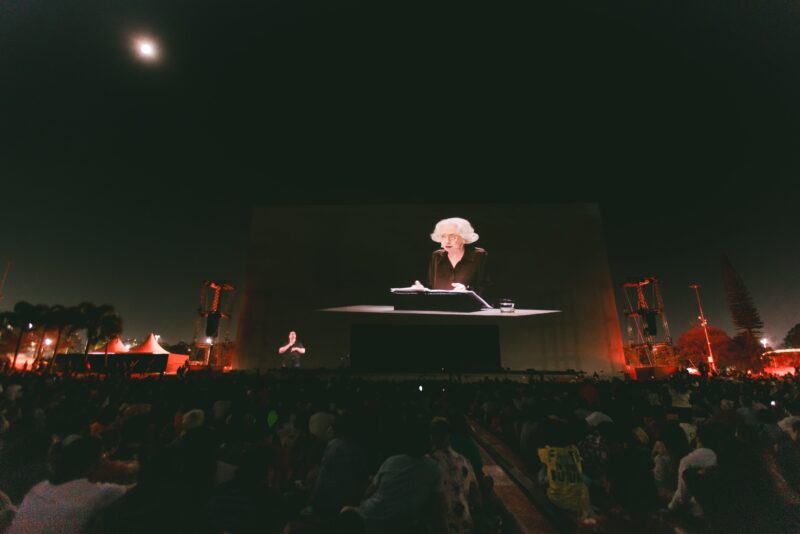 ITAÚ – Fernanda Montenegro lê Simone de Beauvoir