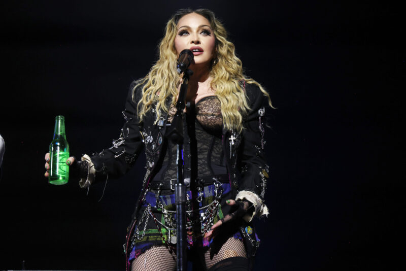 HEINEKEN – #HeineQueen