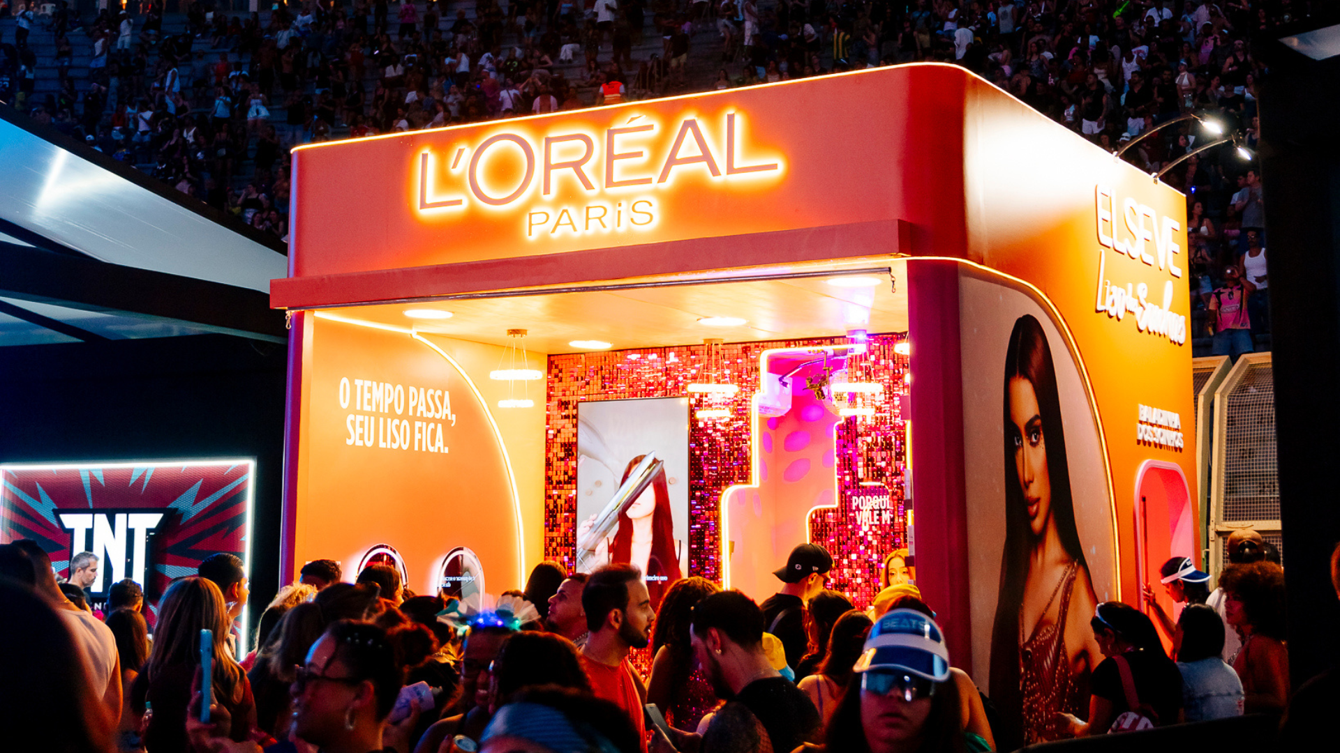 L’Oréal Paris nos Ensaios da Anitta 2026